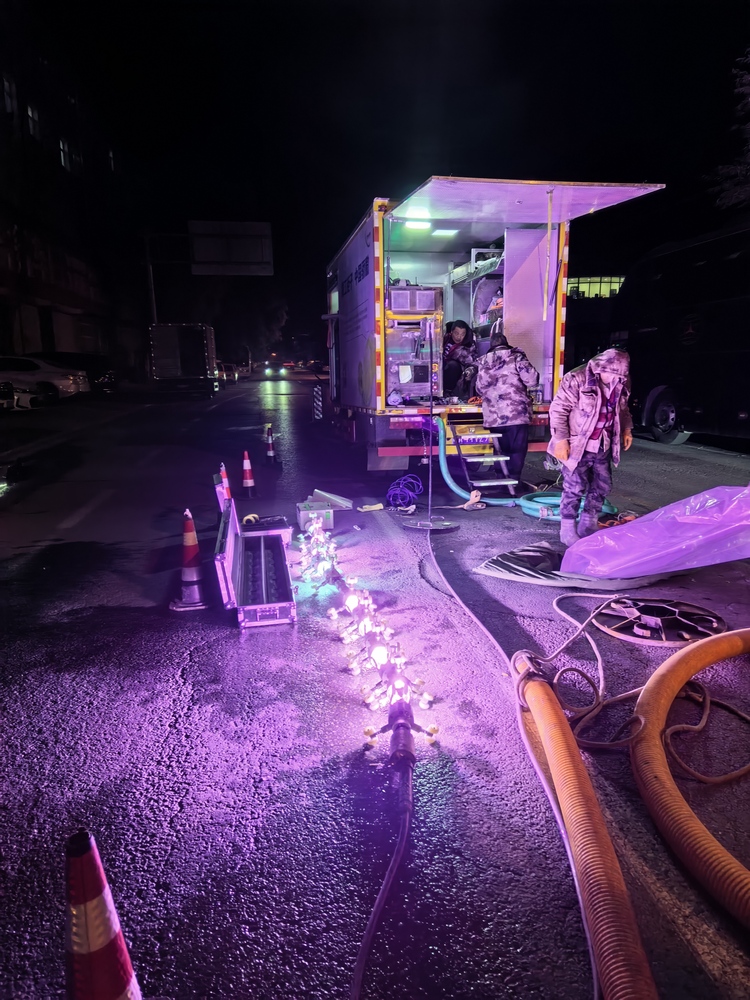 镜铁区管道非开挖修复